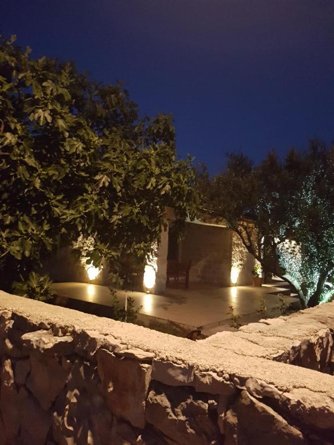 Apartmani Morovi Dvori Drage Buitenkant foto